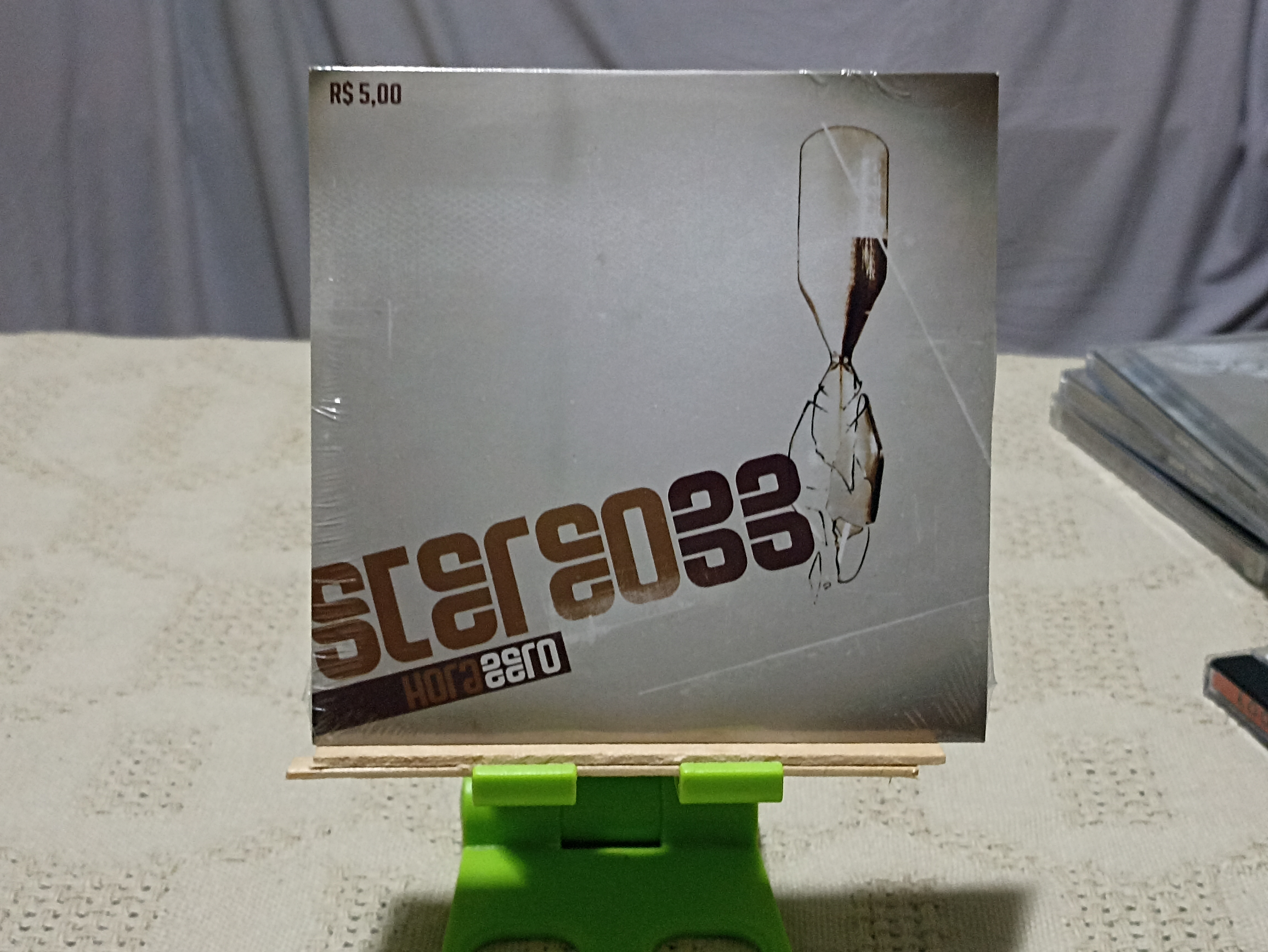 Stereo33